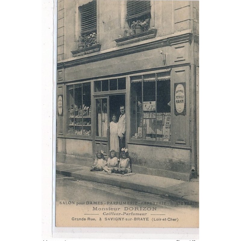 SAVIGNY-sur-BRAYE : salon pour dames parfumerie papeterie bijouterie monsieur Dorizon - tres bon etat