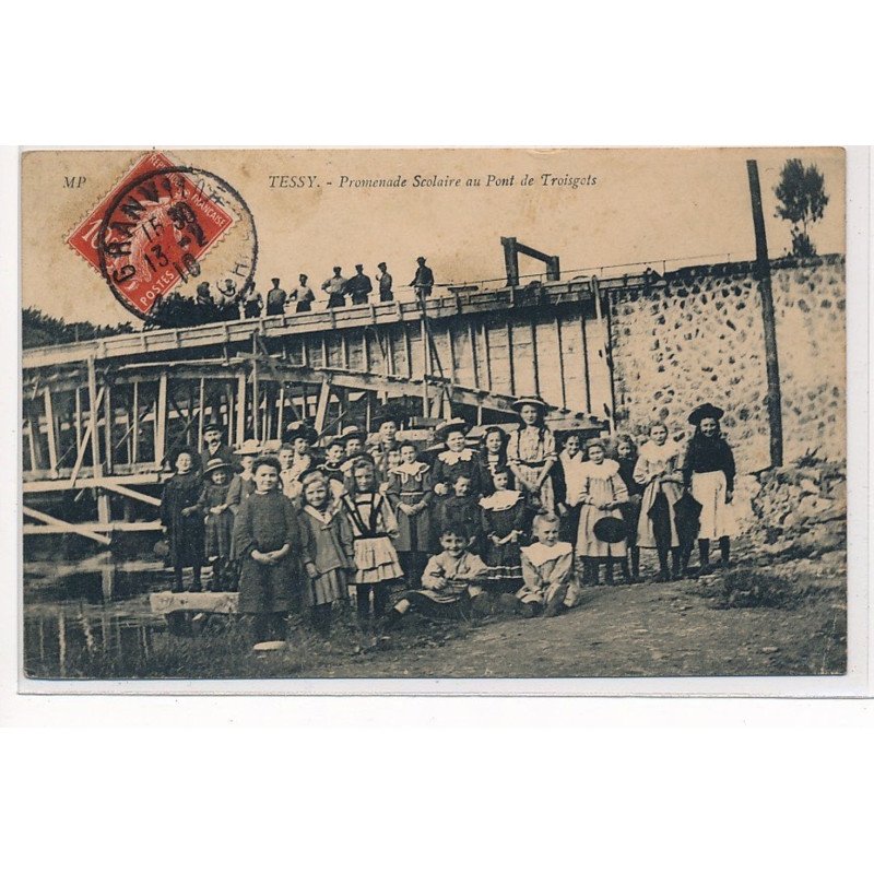 TESSY : promenade scolaire au pont de troisgots - etat