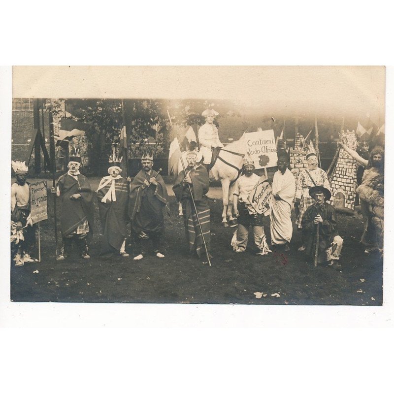 NIEVRE ? : , indo-africaine, fete (6 cpa trouvées dans un album avec beaucoup de cpa de la Nievre) - tres bon etat