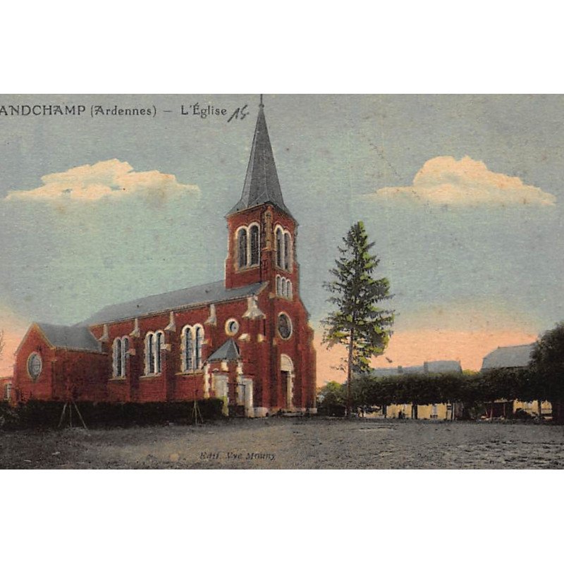 GRANDCHAMP : l'église - tres bon etat