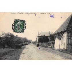 TROUAN-le-PETIT : entrée du pays - tres bon etat