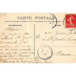 COURTAVENT : la place - tres bon etat