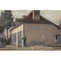 PRECY-SAINT-MARTIN : le bureau de poste - tres bon etat