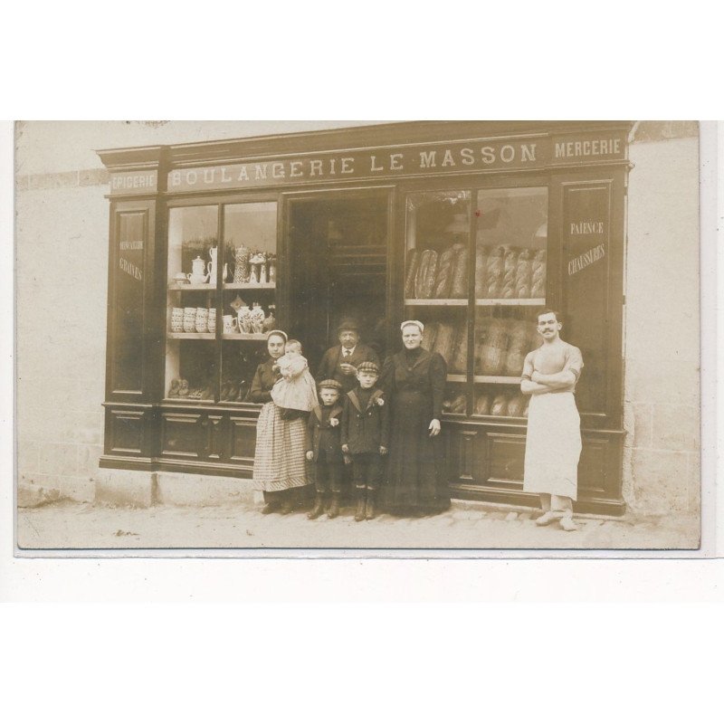 SAINT-NICOLAS de PELEM : boulangerie le masson- tres bon etat