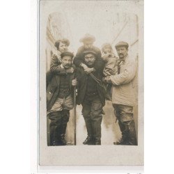 PARIS : sauveteurs nommé, inondation de paris - tres bon etat