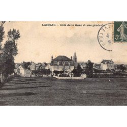 LAISSAC : cote de la gare et vue generale - tres on etat
