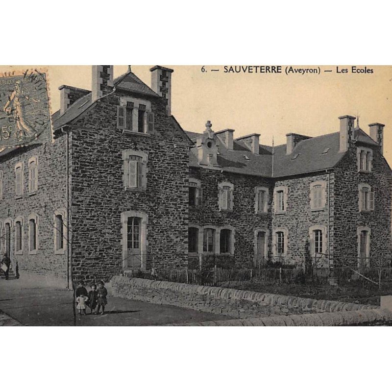 SAUVETERRE : les ecoles - tres bon etat