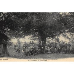 BARS : colonie de vacances des petits parisiens, cueillette du gui à bars - tres bon etat