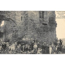 MUR-de-BARREZ : colonie de vacances des petits parisiens à mur-de-barrez à l'entrée du chateau de vallon - tres bon etat
