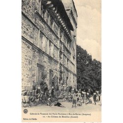 MUR-de-BARREZ : colonie de vacances des petits parisiens à mur-de-barrez au chateau de messillac - tres bon etat