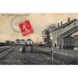 LAISSAC : la gare - tres bon etat