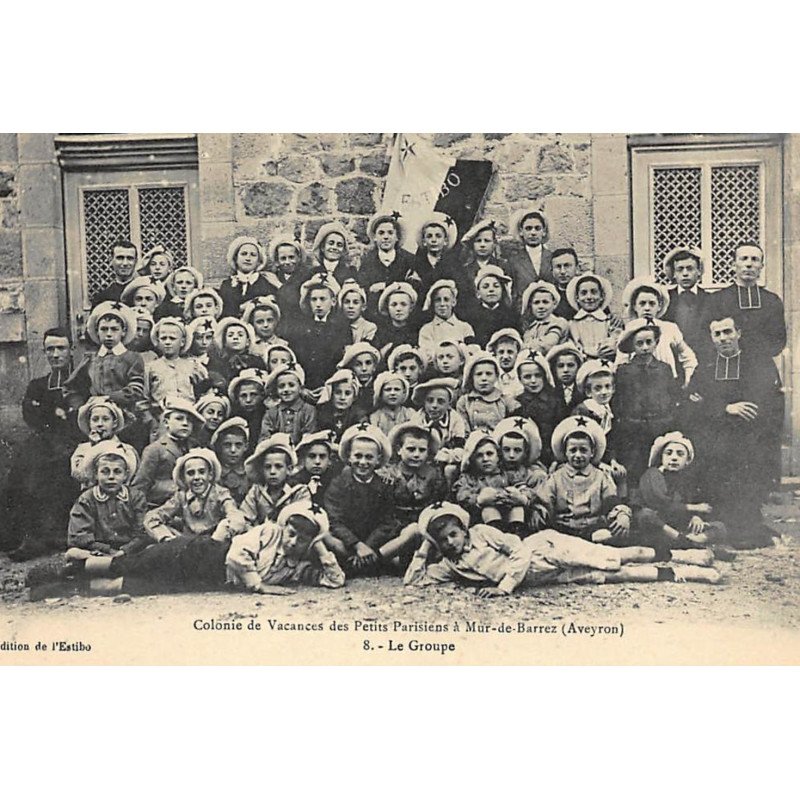 MUR-de-BARREZ : colonie de vacances des petits parisiens le groupe - tres bon etat