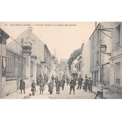 VILLIERS LE BEL - Rue de l'Aistre à la sortie des Ecoles - très bon état
