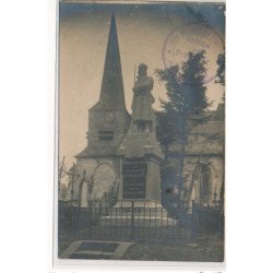 SAINT-MAXENT : monument aux morts - tres bon etat