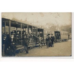 COURBEVOIE : tramway, personnages - etat