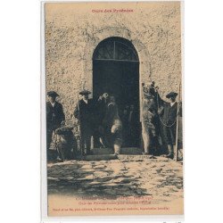 COMINAC : inventaire de cominac, ours des pyrénées venus pour défendre l'eglise - tres bon etat