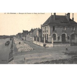 VIERZON : banque de france et gare du canal - tres bon etat