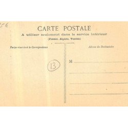 TARASCON : une arrivée de taureaux, la place du marché - tres bon etat