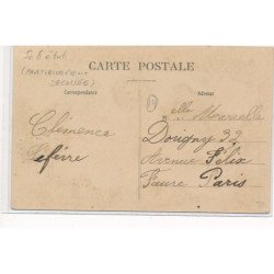 BAYEUX : manufacture de porcelaine allant au feu un coin de l'atelier des peintres partiellement décollé - etat