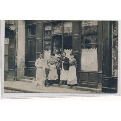 CARTE PHOTO A LOCALISER : paris(?) café "enselme", billard consommations de 1er choix, personnages - tres bon etat