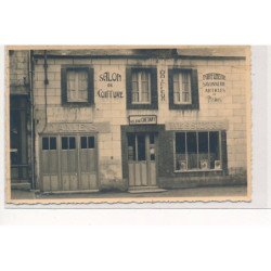 CARTE PHOTO A LOCALISER : salon de coiffure Helene Chesnay parfumerie savonnerie articles de paris photo 1930 format CPA