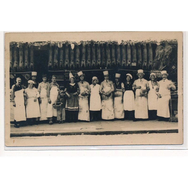 CARTE PHOTO A LOCALISER : paris(?) boucherie - tres bon etat