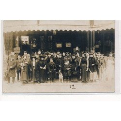 CARTE PHOTO A LOCALISER : paris(?) magasin - etat