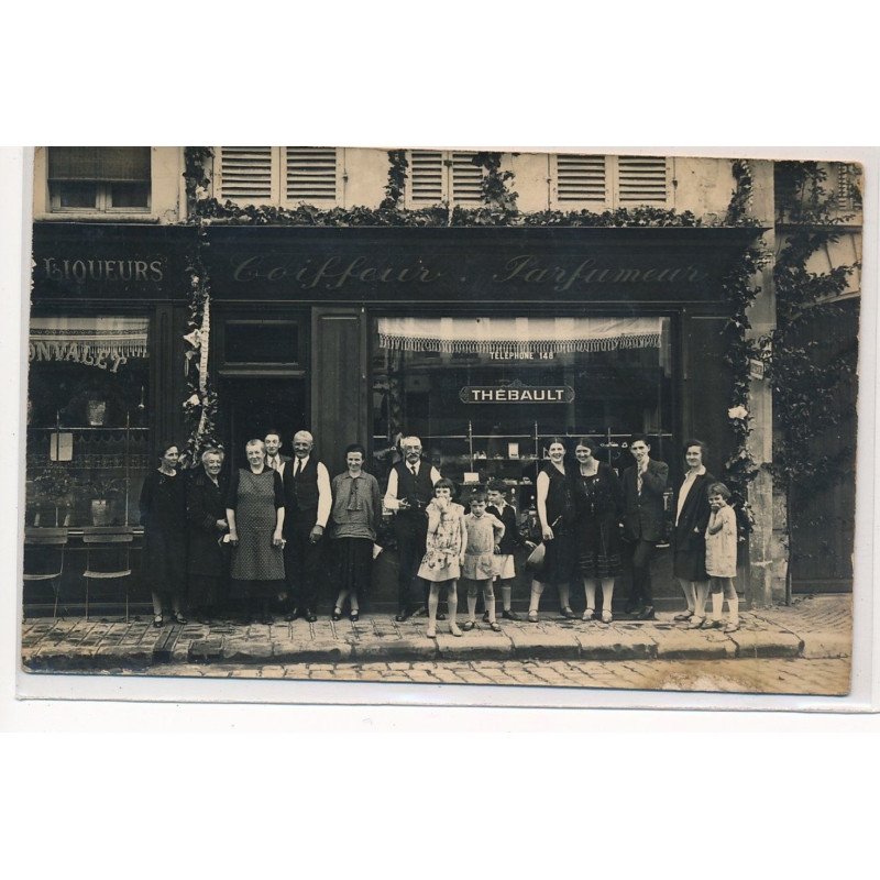 CARTE PHOTO A LOCALISER : paris(?) coiffeur parfumerie, Thebault - etat