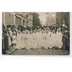 CARTE PHOTO A LOCALISER : paris(?) communion - tres bon etat