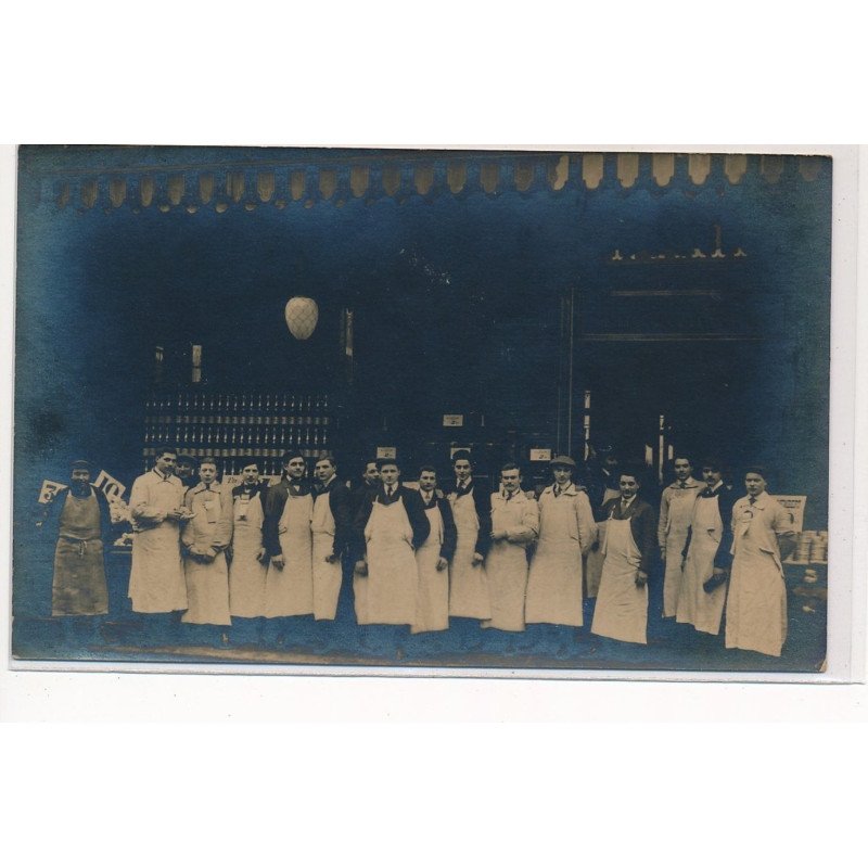 CARTE PHOTO A LOCALISER : paris(?) epicerie - tres bon etat