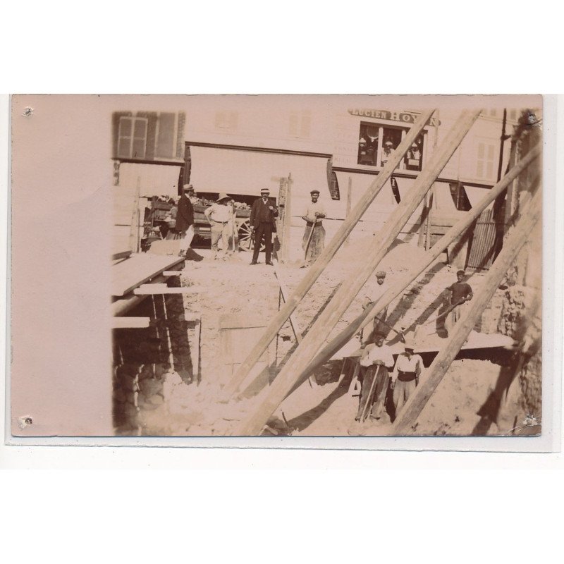 CARTE PHOTO A LOCALISER : magasin, fer, metaux - etat