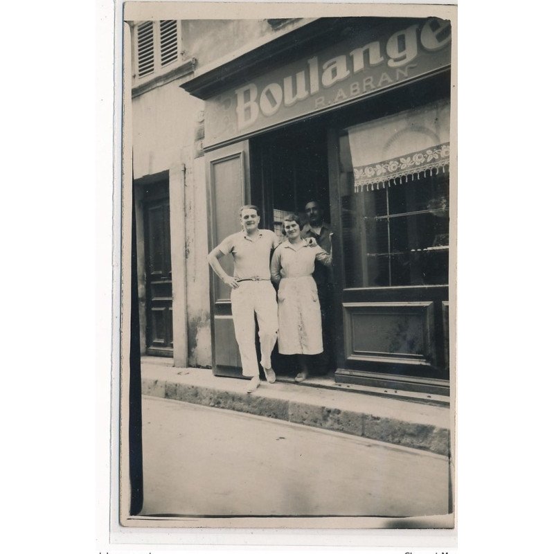 CARTE PHOTO A LOCALISER : paris(?) boulangerie R. Abran - tres bon etat