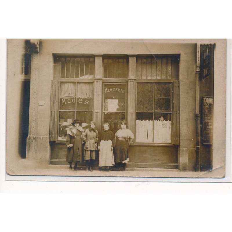 CARTE PHOTO A LOCALISER : paris(?) confection marin, mercerie, modes - etat