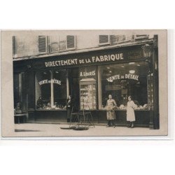 CARTE PHOTO A LOCALISER : paris(?) directement de la fabrique A. Legris, vente au détail, faience crista - tres bon etat