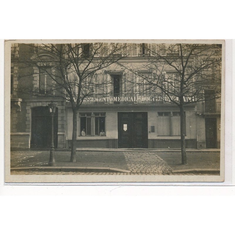 CARTE PHOTO A LOCALISER : paris(?) docteur Manu, etablissement medicale - tres bon etat