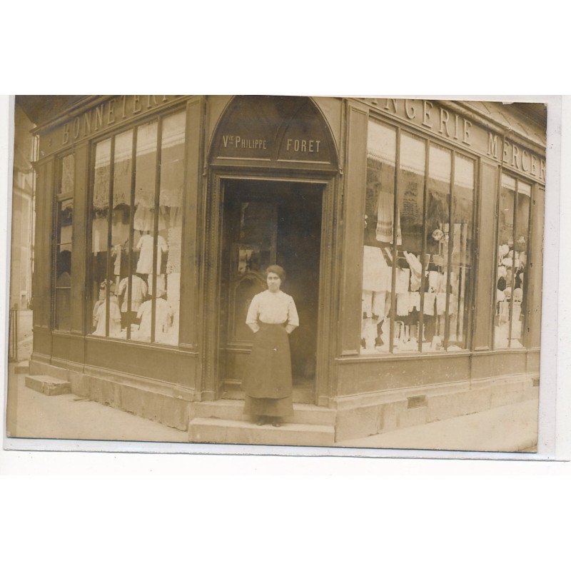 CARTE PHOTO A LOCALISER : paris(?) bonneterie, lingerie, Vve philippe Foret - tres bon etat