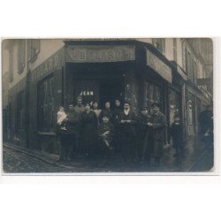 CARTE PHOTO A LOCALISER : paris(?) café, jean, billard - tres bon etat