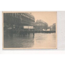 PARIS : jeunesse comuniste de france, ligue internationale contre le racisme et l'antisemitisme - tres bon etat