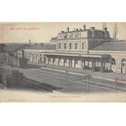Souvenir de LUNEVILLE - La Gare, vue de la Passerelle - très bon état