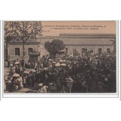 MOULINS : défilé en 1906 - très bon état