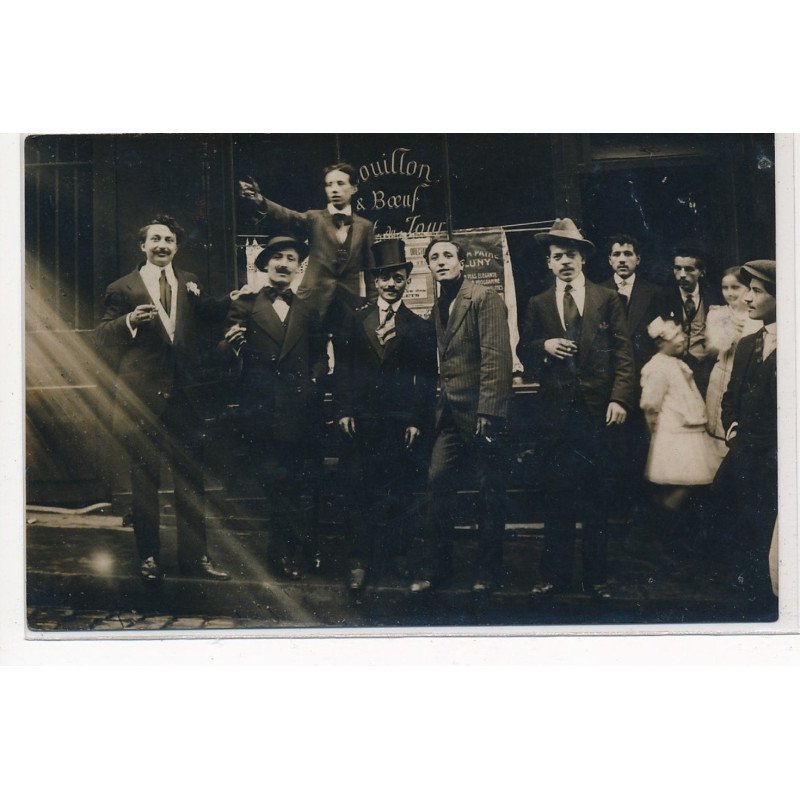 PARIS : restaurant - tres bon etat