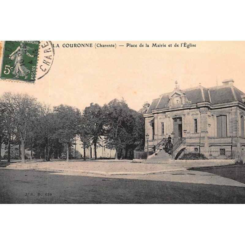 LA GOURONNE : place de la mairie et de l'eglise - tres bon etat