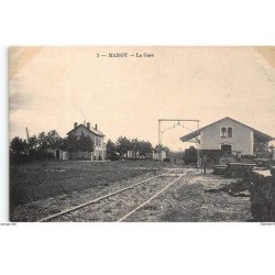 MANOT : la gare - tres bon etat