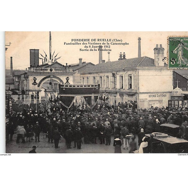 RUELLE : fonderie de ruelle, funerailles des victimes de la catastrophe - tres bon etat