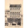 ROYAN : hotel du centre facade donnant sur la mer - tres bon etat