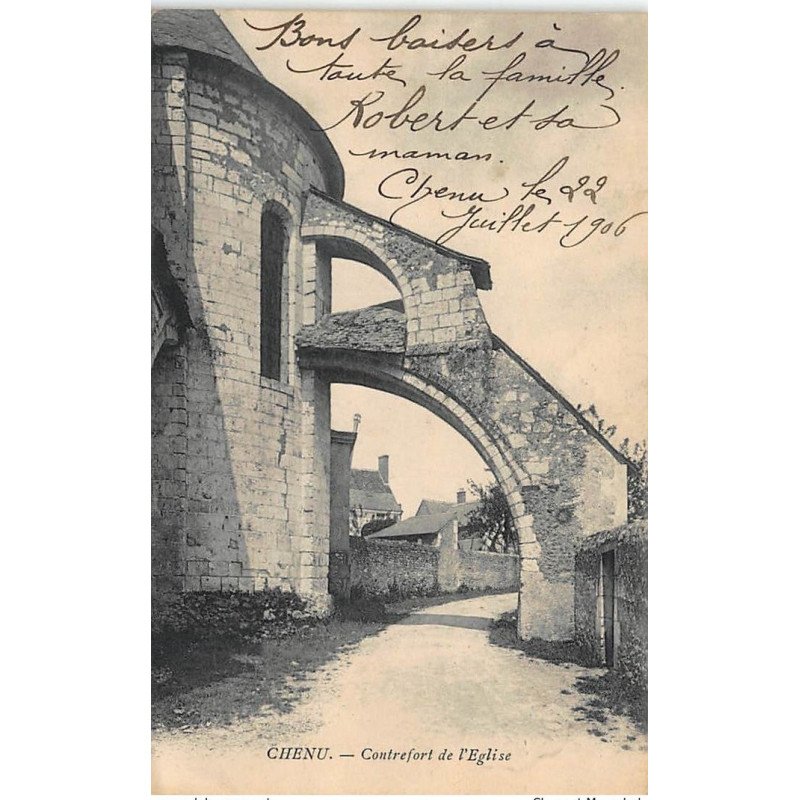 CHENU : contrefort de l'eglise - etat