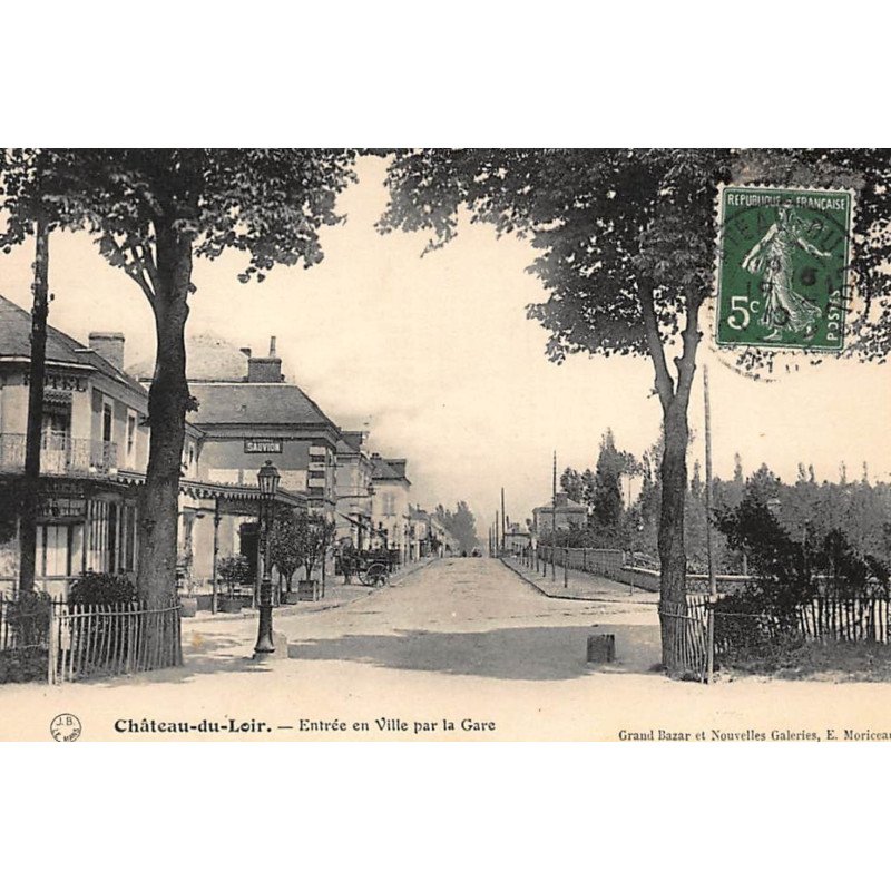 CHATEAU-du-LOIR : entrée en ville par la gare - tres bon etat