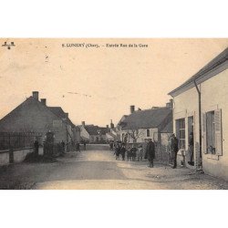 LUNERY : entrée rue de la gare - tres bon etat