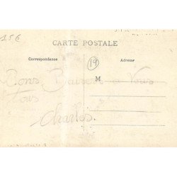 LAROCHE-CANILLAC : place de l'eglise - tres bon etat