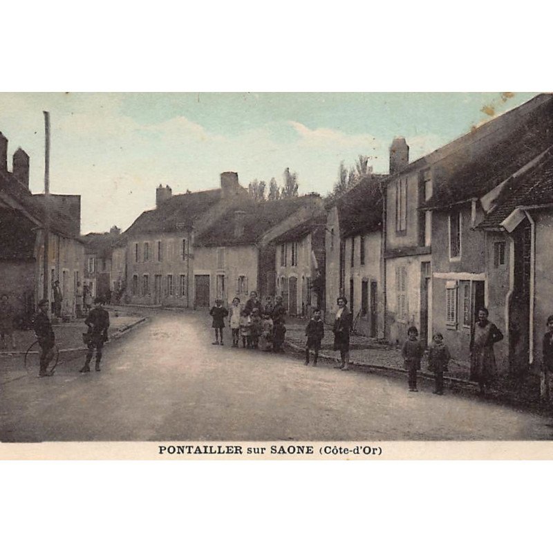 PONTAILLER-sur-SAONE : vue interieur - tres bon etat